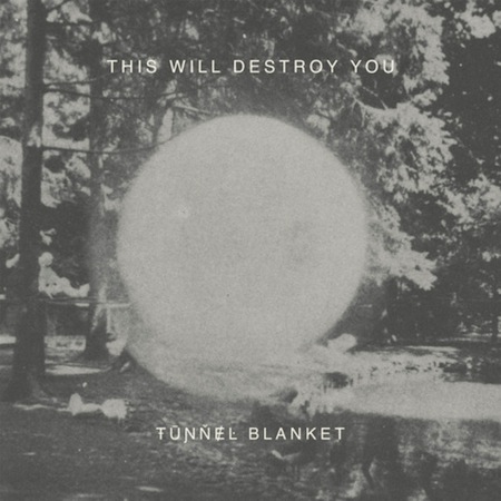 http://www.inkoma.com/pages/news/11_05/this_will_destroy_you-tunnel_blanket.jpg